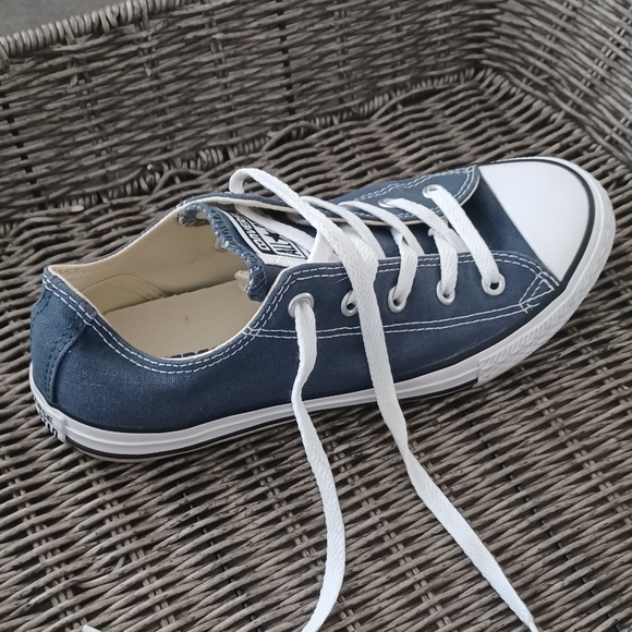 Converse chuck taylor all star shoes in navy blue youth size 3 - Picture 2 of 6